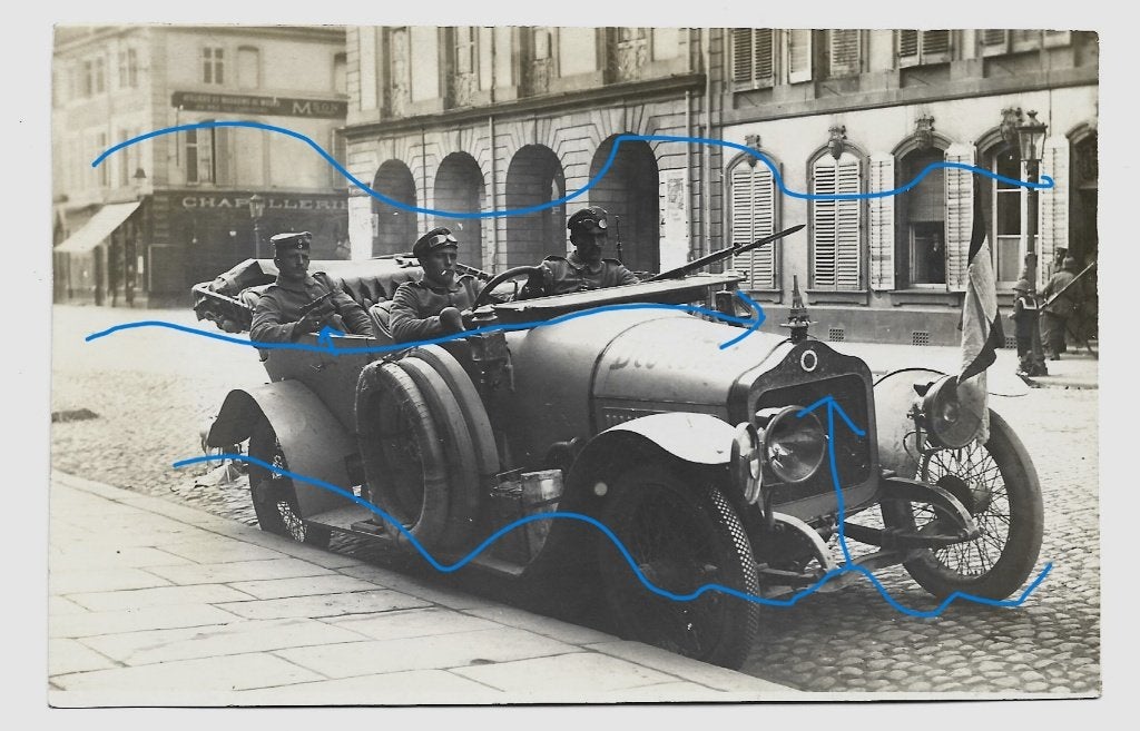 Minerva automobile auto Eiffeltoren Duitse soldaten foto, Verzamelen, Verzenden, Voor 1920, Gelopen, Voertuig