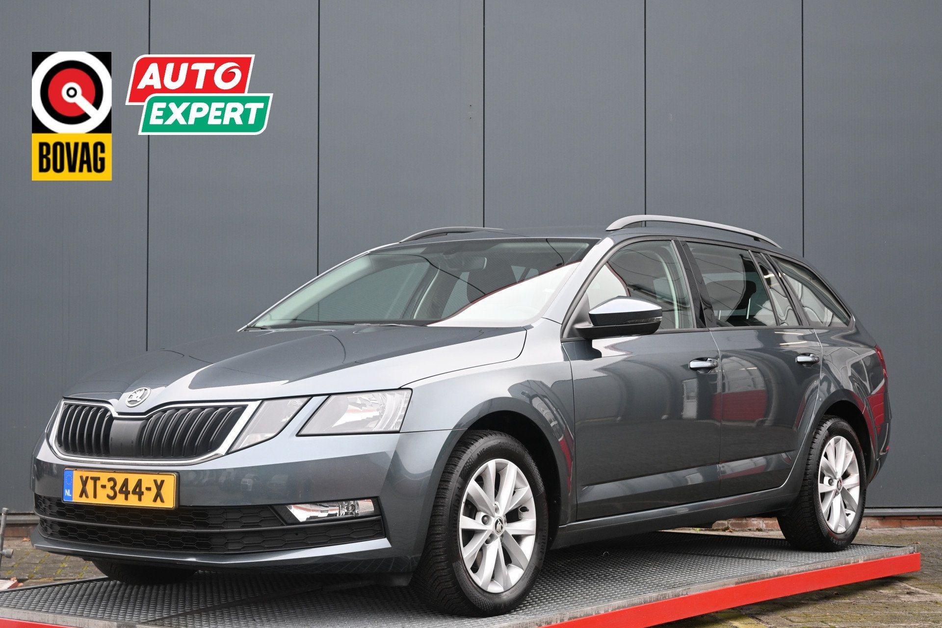 Skoda Octavia Combi 1.5 TSI Greentech Ambition Business trek, Auto's, Dealer onderhouden, Stof, Gebruikt, Euro 6