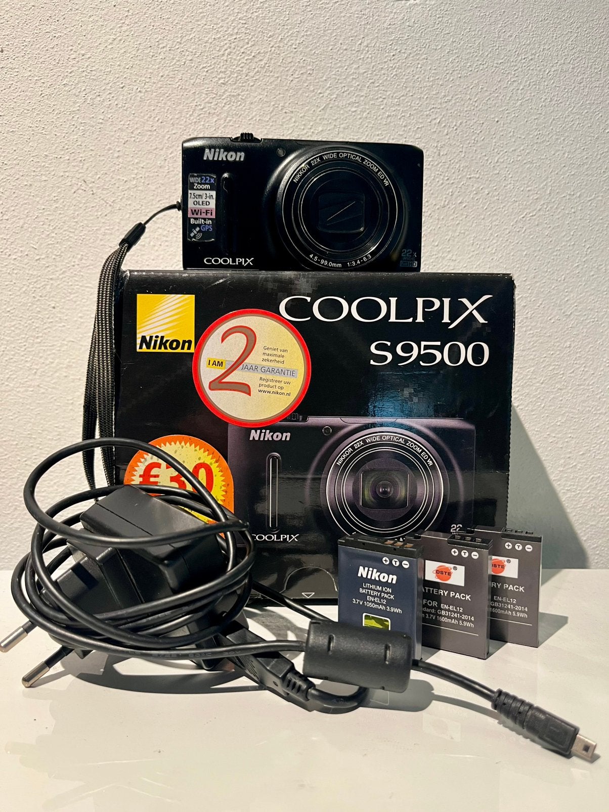 Nikon S9500 compactcamera, Audio, Tv en Foto, Fotocamera's Digitaal, Gebruikt, 18 megapixels, Ophalen of Verzenden, Compactcamera
