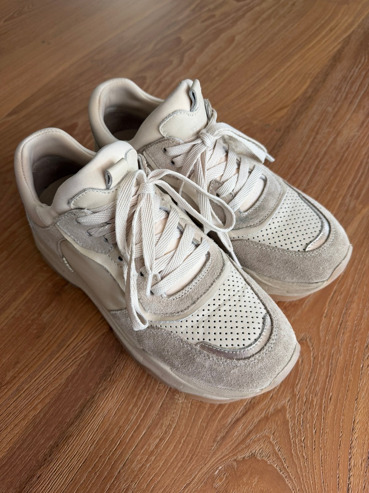 Mooie beige BRONX dames sneakers leer maat 39, Verzenden, Beige, Sneakers of Gympen, Zo goed als nieuw