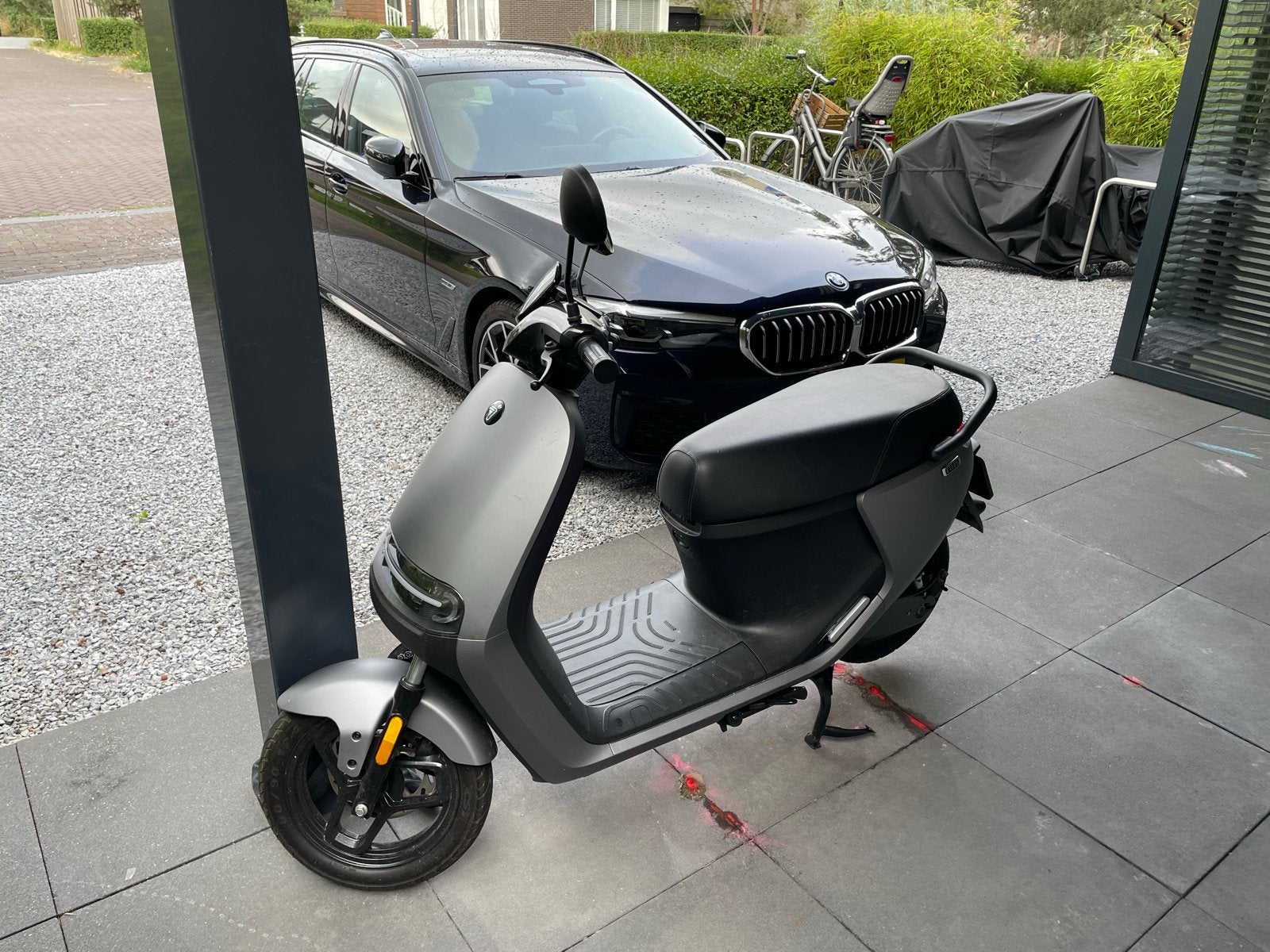 Segway E110s - 45km/u- slechts 300km - ZGAN, Fietsen en Brommers, Snorfietsen en Snorscooters, Ophalen, Zo goed als nieuw, Elektrisch