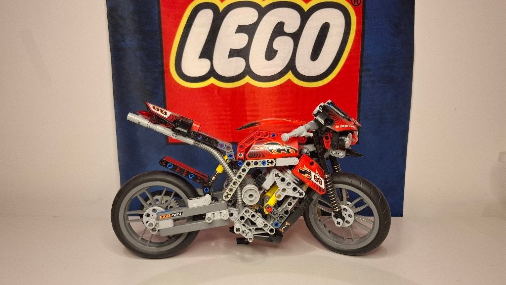 Lego Technic Motorfiets 8051, Lego, Compleet, Ophalen of Verzenden, Zo goed als nieuw
