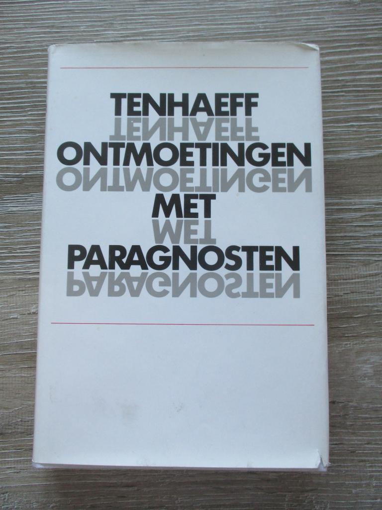 Ontmoetingen met paragnosten - W.H.C. Tenhaeff, Ophalen of Verzenden, Gelezen, Overige onderwerpen, Achtergrond en Informatie
