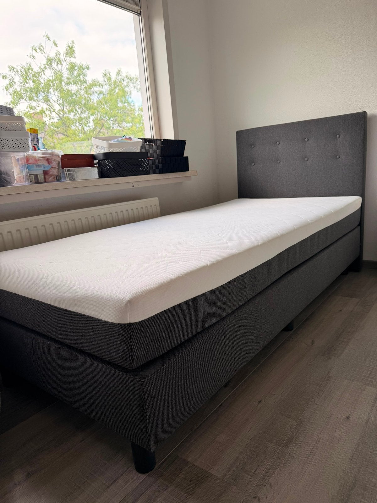 Boxspring bed incl matras 90x200, Ophalen, 90 cm, Eenpersoons, Zo goed als nieuw