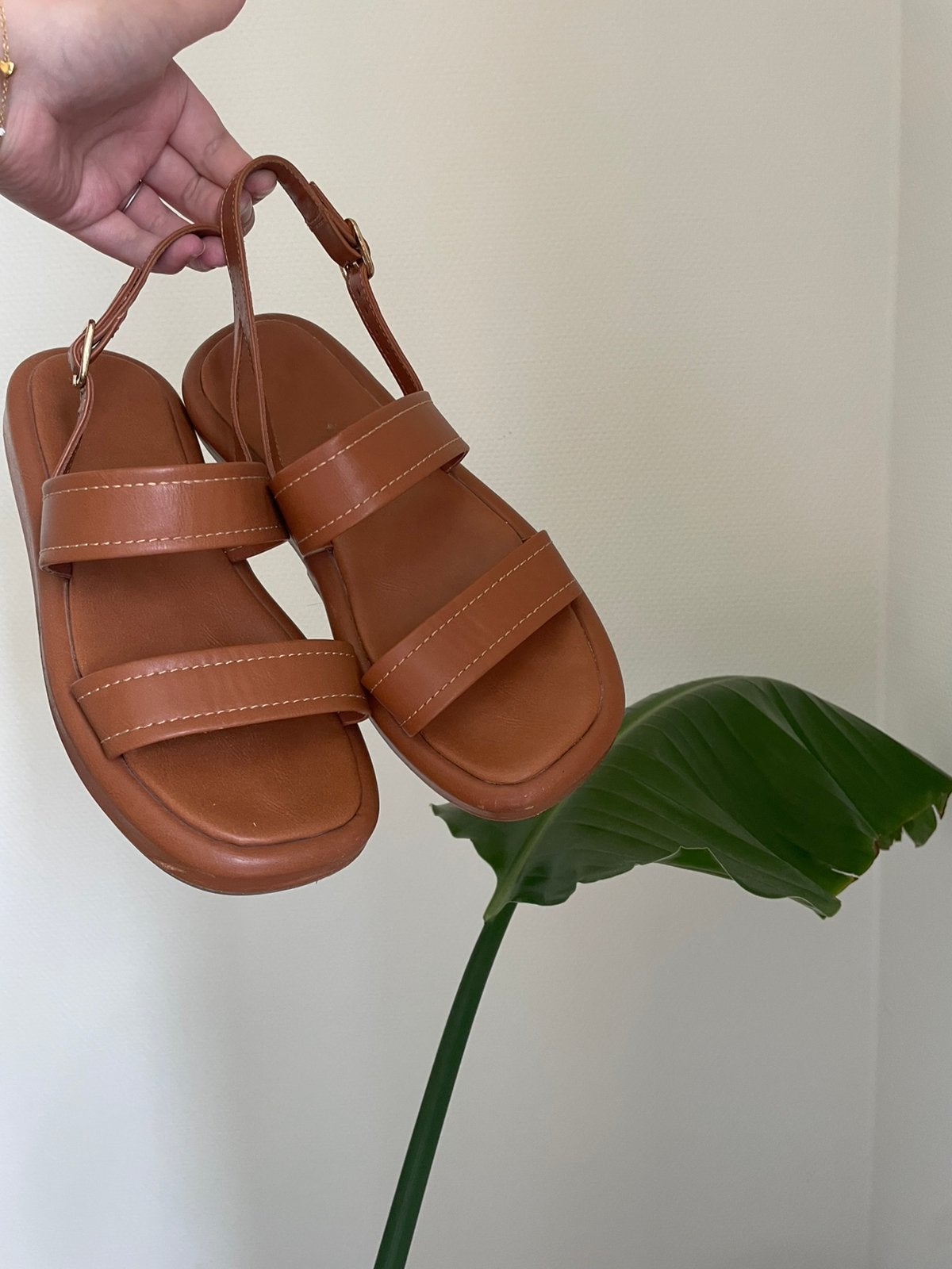 Sandalen bruin maat 38 anna field, Kleding | Dames, Ophalen of Verzenden, Gedragen, Bruin, Sandalen of Muiltjes