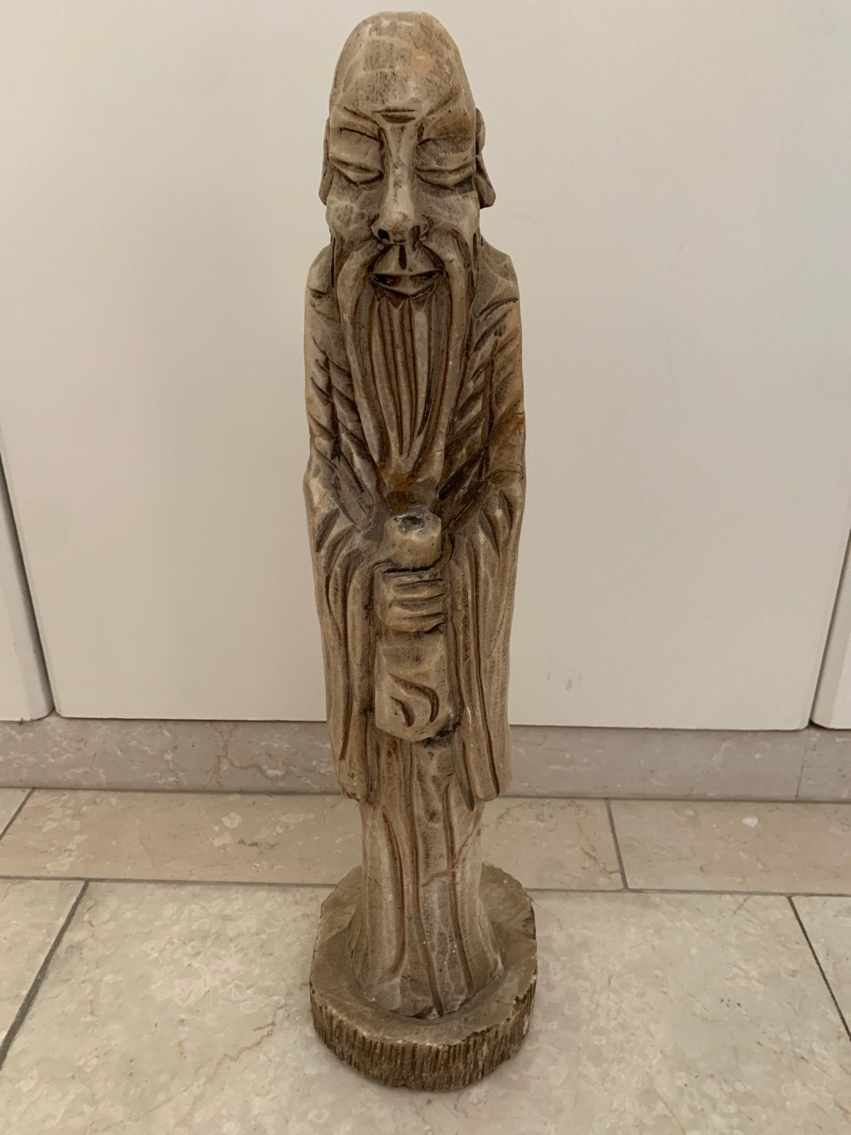 Albasten beeld van wijze man - 45 cm hoog, Ophalen of Verzenden, Handgemaakt, 20 - 50 cm, Steen of Keramiek