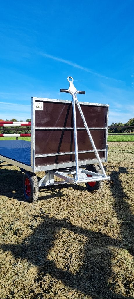 Hooiwagen, Voerkar, Strowagen, Hooikar, Dieren en Toebehoren, Opfok, Veld omheiningen, Schaijk, Info@veldomheiningen.nl