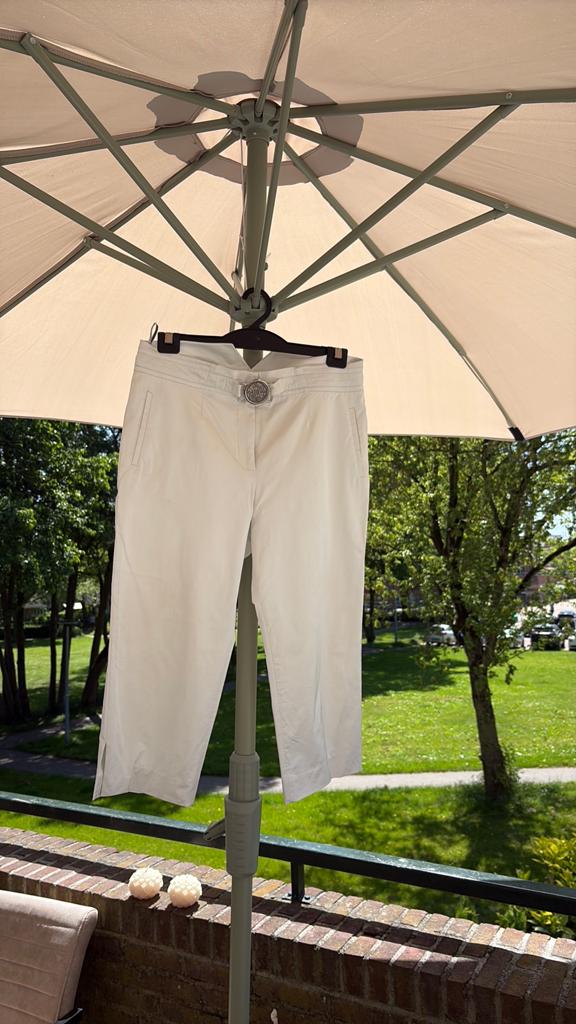 Prachtige Céline Paris Pantalon – Triomphe Gesp – Maat 38/40, Kleding | Dames, Maat 38/40 (M), Wit, Ophalen of Verzenden, Driekwart