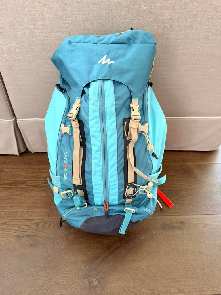 Damesbackpack 60 ltr, Quechua, nog nieuw!!!, Ophalen of Verzenden, Zo goed als nieuw, Blauw, 30 cm of meer