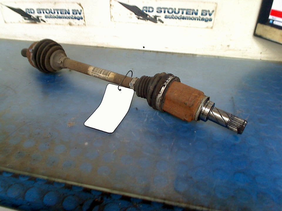 Aandrijfas Links Voor Renault Twingo III (AH) 396003780R, Gebruikt, Renault Deutschland AG, Dialog.deutschland@renault.de, Peter-Huppertz-Straße 5, Köln 51063, , Duitsland