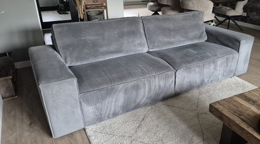 Te koop: 3-zitsbank Tomas – Ribcord Antraciet, Huis en Inrichting, Ophalen, Gebruikt, Driepersoons, 75 tot 100 cm