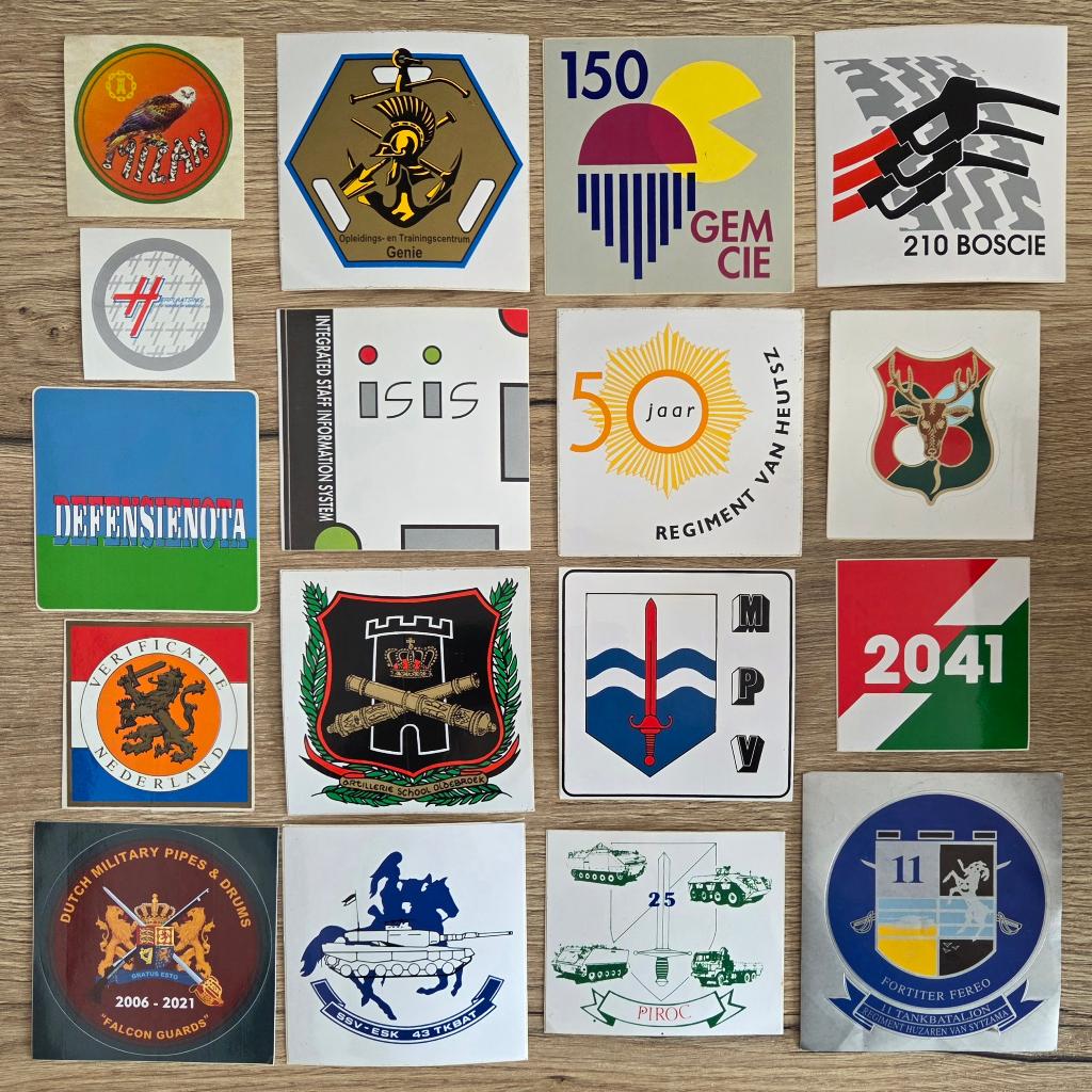 stickers Defensie/Landmacht 33, Ophalen of Verzenden, Zo goed als nieuw