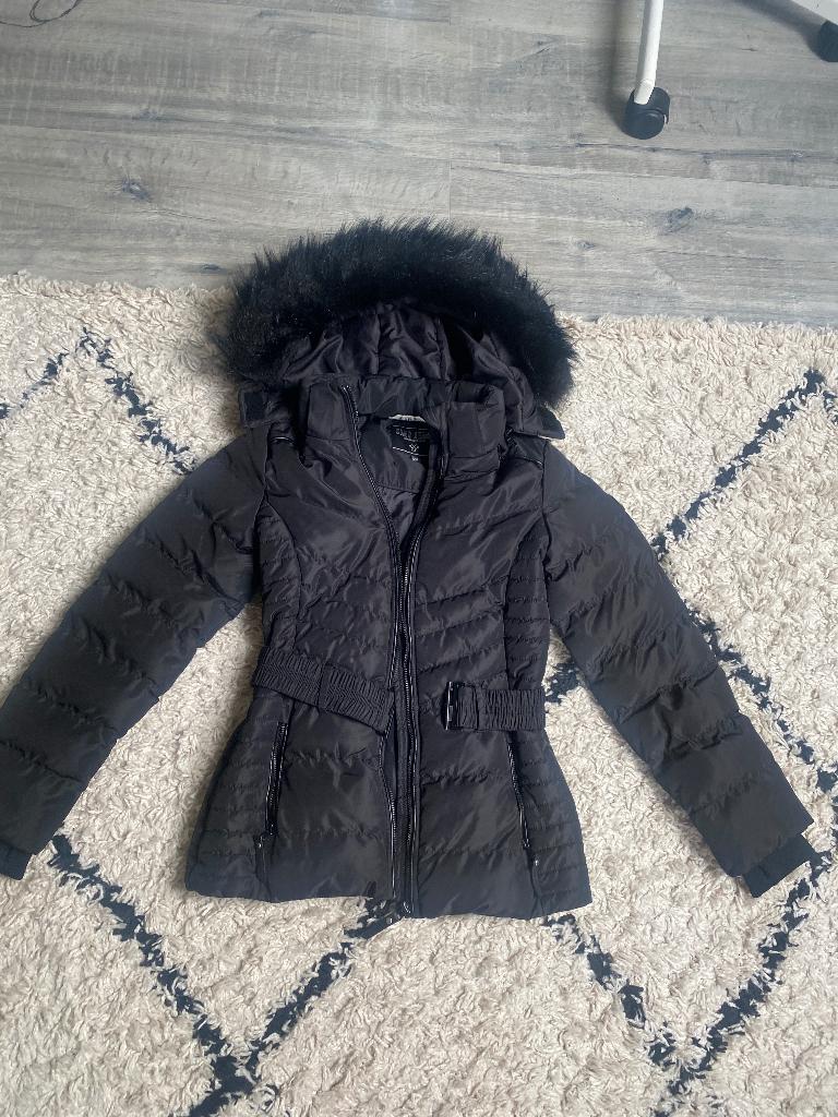 Cars zwarte winterjas maat 152, Meisje, Ophalen of Verzenden, Zo goed als nieuw, Cars Jeans
