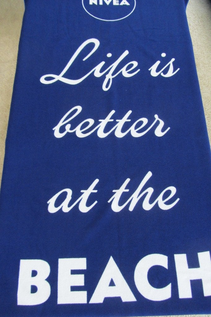 badlaken  Nivea ca 70 x 145 cm, Verzenden, Nieuw, Blauw, Badlaken