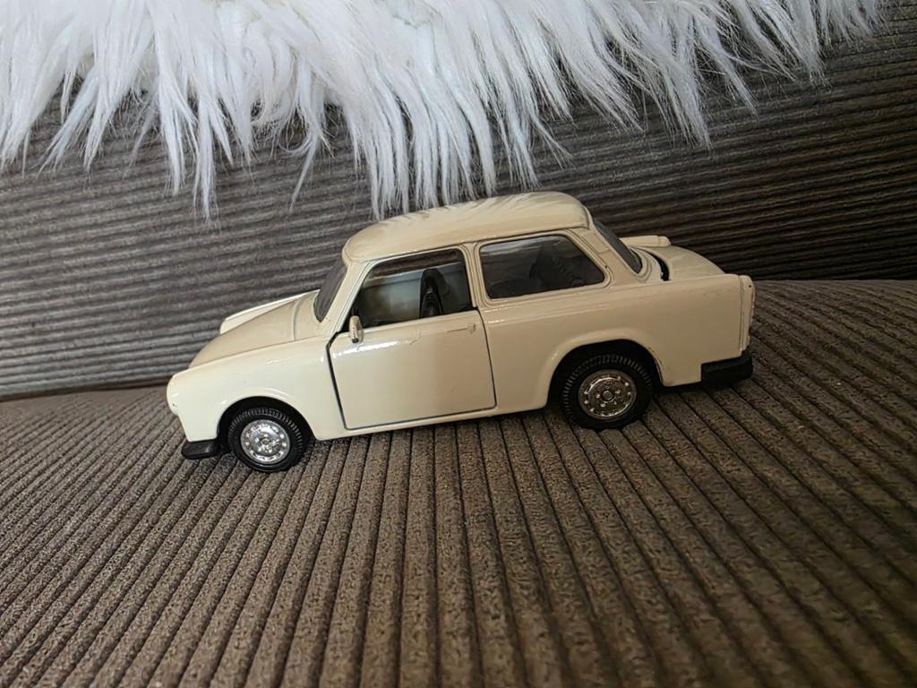 Trabant 601s, Ophalen of Verzenden, Zo goed als nieuw, Auto