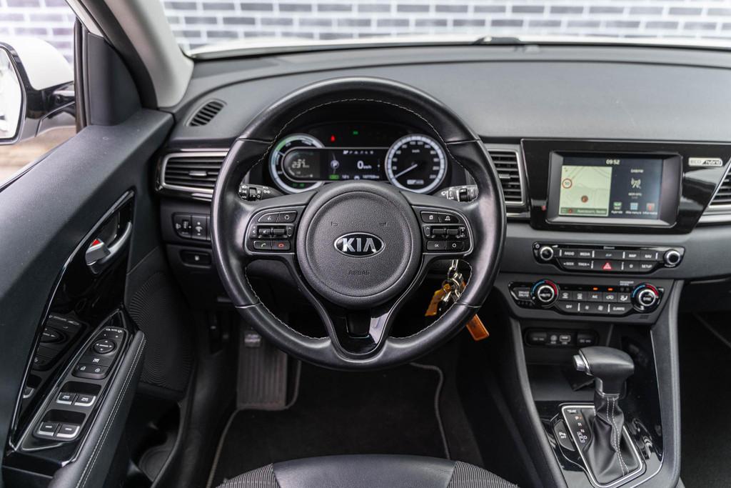 Kia Niro 1.6 GDi Hybrid DCT6 DynamicLine | Trekhaak | Naviga, Auto's, Kia, Gebruikt, 2 kWh, Leder en Stof, Wit