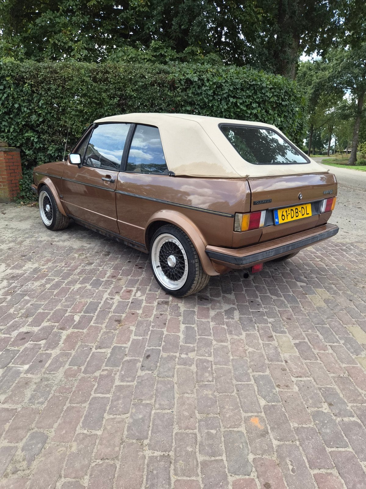 Volkswagen Golf 1, bouwjaar 1982 cabrio, barnfind nieuw apk, foto 3