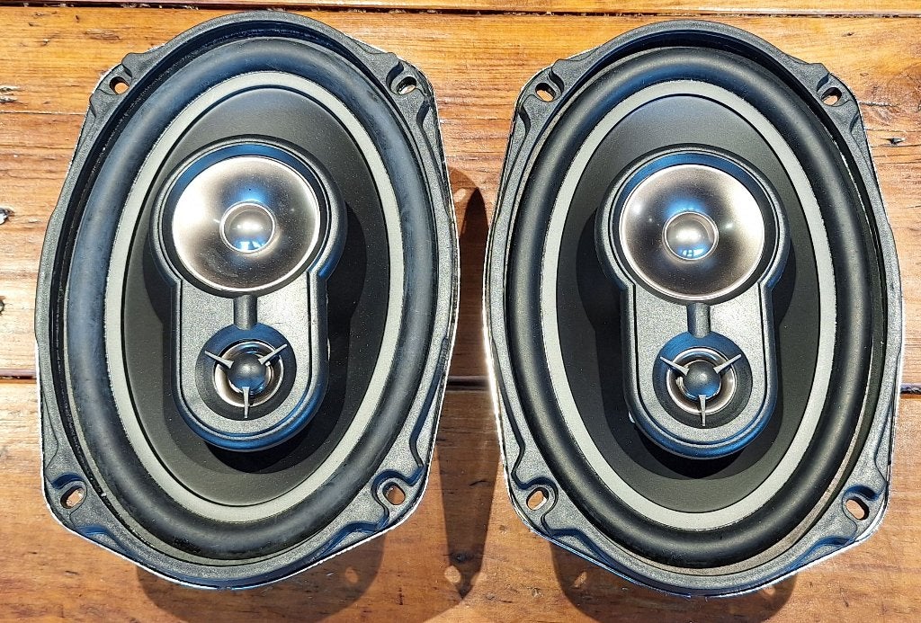 Auto luitsprekers 300W 4ohm 3weg  SJ-6912 6x9" met rooster, Auto diversen, Verzenden, Gebruikt
