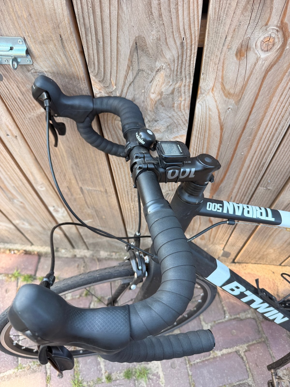 B'Twin Triban 500 racefiets - Zo goed als nieuw, Fietsen en Brommers, 28 inch, Aluminium, Zo goed als nieuw, 15 tot 20 versnellingen