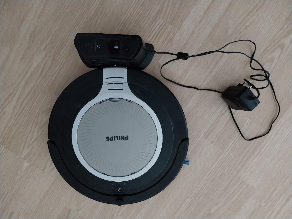 Robotstofzuiger Philips, Witgoed en Apparatuur, Ophalen of Verzenden, Zo goed als nieuw, Reservoir, Robotstofzuiger