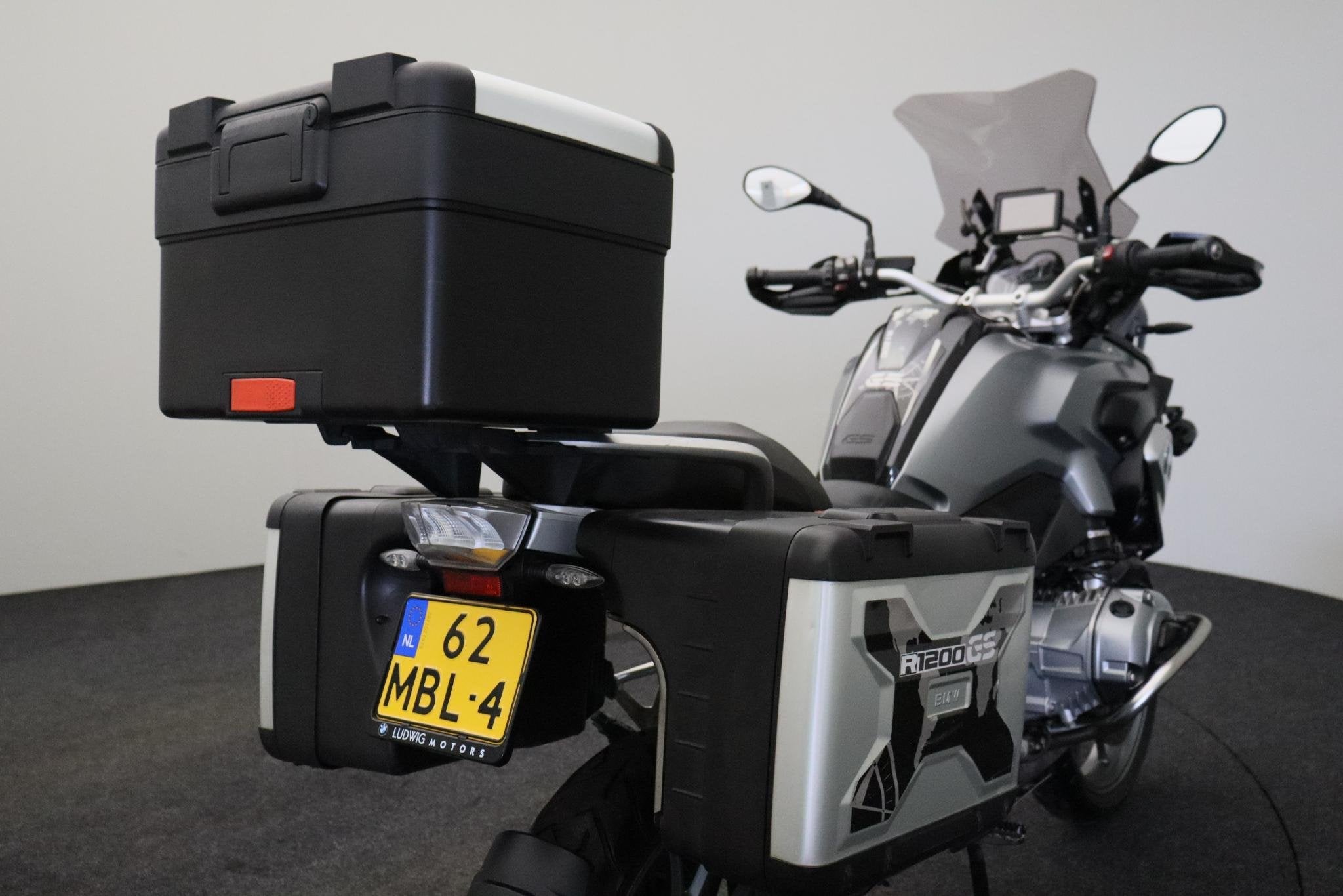 BMW R 1200 GS 2013 | Navigatie | Cruise Control | Top Koffer, Einsteinlaan 5
2289 CC  Rijswijk, NL, 1170 cc, Meer dan 35 kW, Toermotor