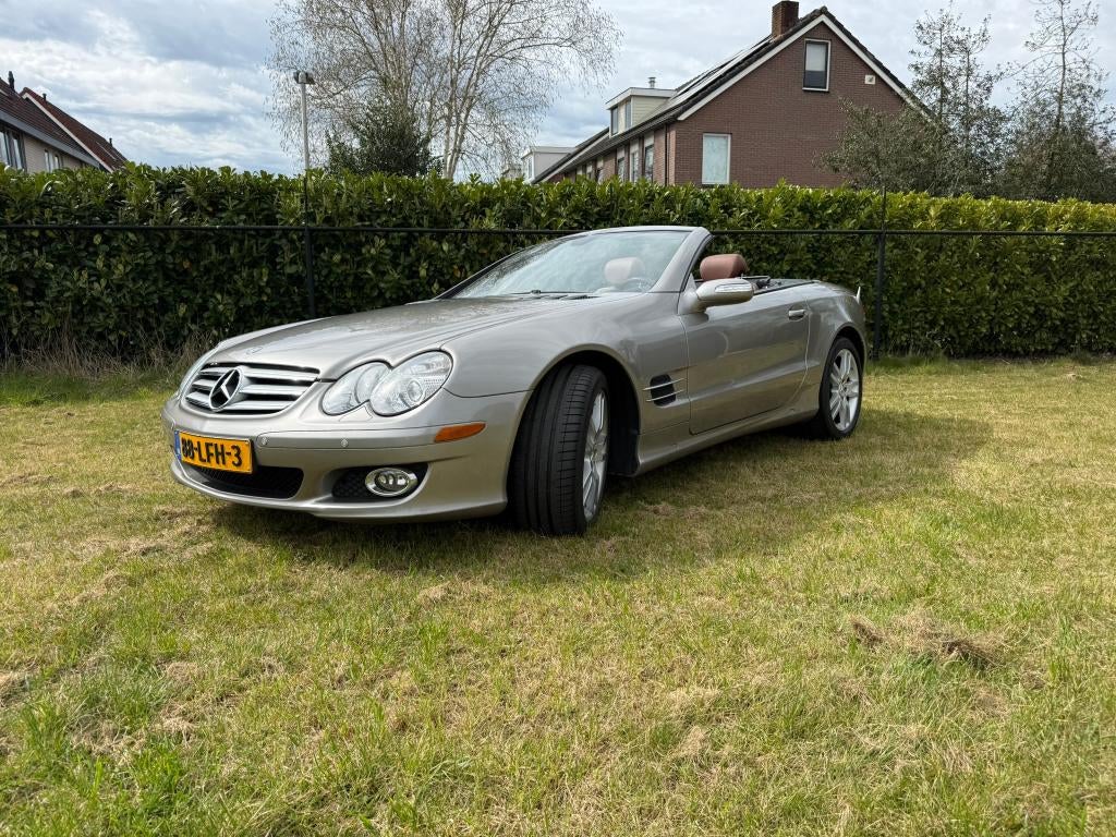 Mercedes-Benz SL 550 2007 Grijs, Auto's, Mercedes-Benz, Automaat, Achterwielaandrijving, 8 cilinders, Cabriolet