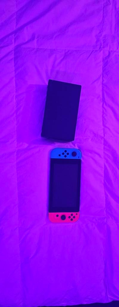 Nintendo Switch met Joy-Cons - Zo goed als nieuw, Spelcomputers en Games, Spelcomputers | Nintendo Switch, Ophalen of Verzenden