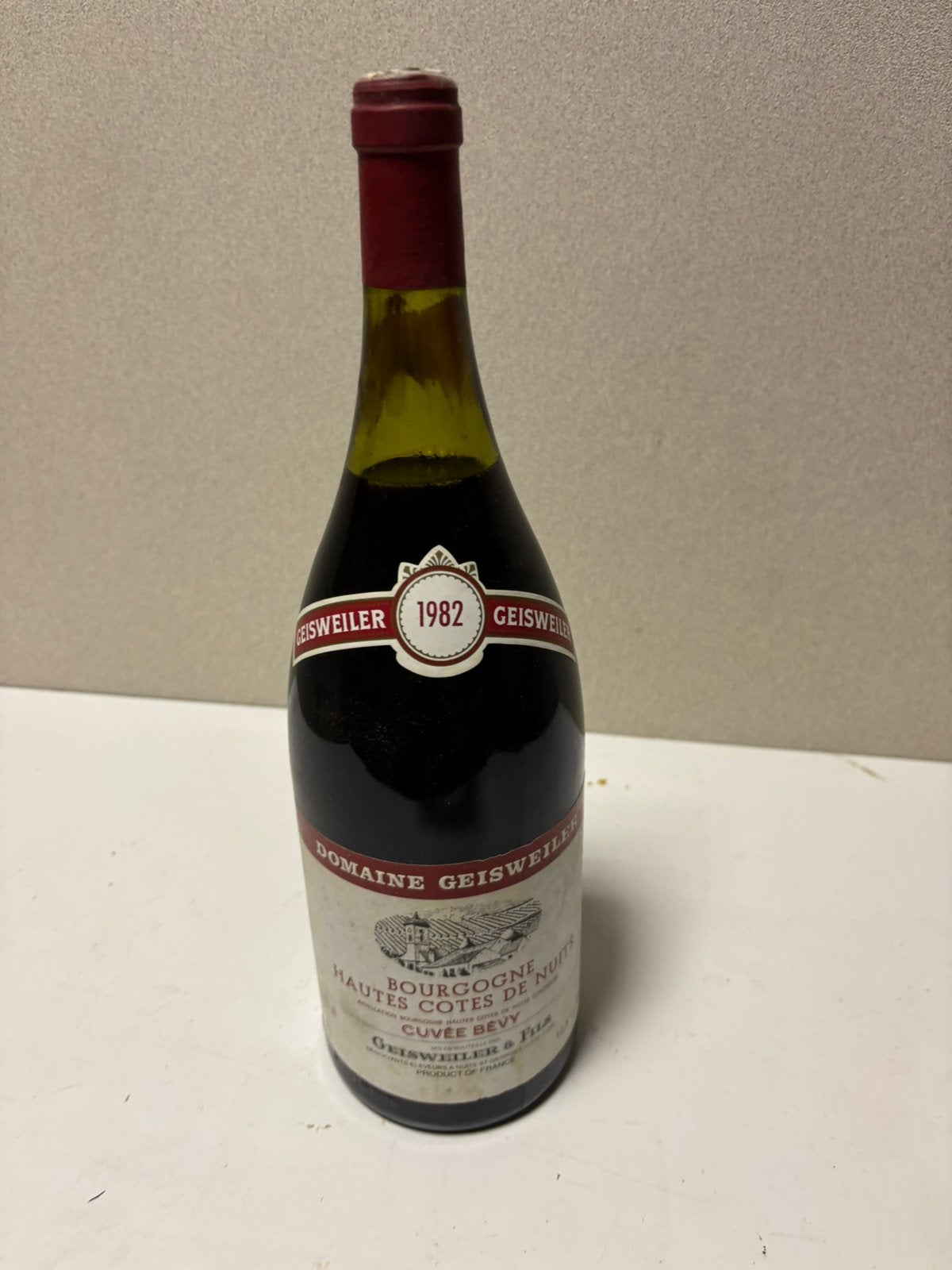 Domaine Geisweiler, Bourgogne Hautes Côtes de Nuits 1982, Ophalen, Zo goed als nieuw, Frankrijk, Rode wijn