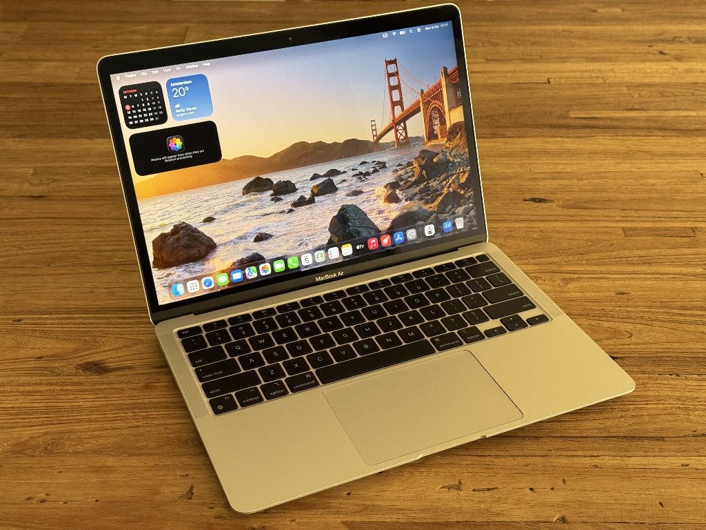 Macbook air M1 256GB 8Gb