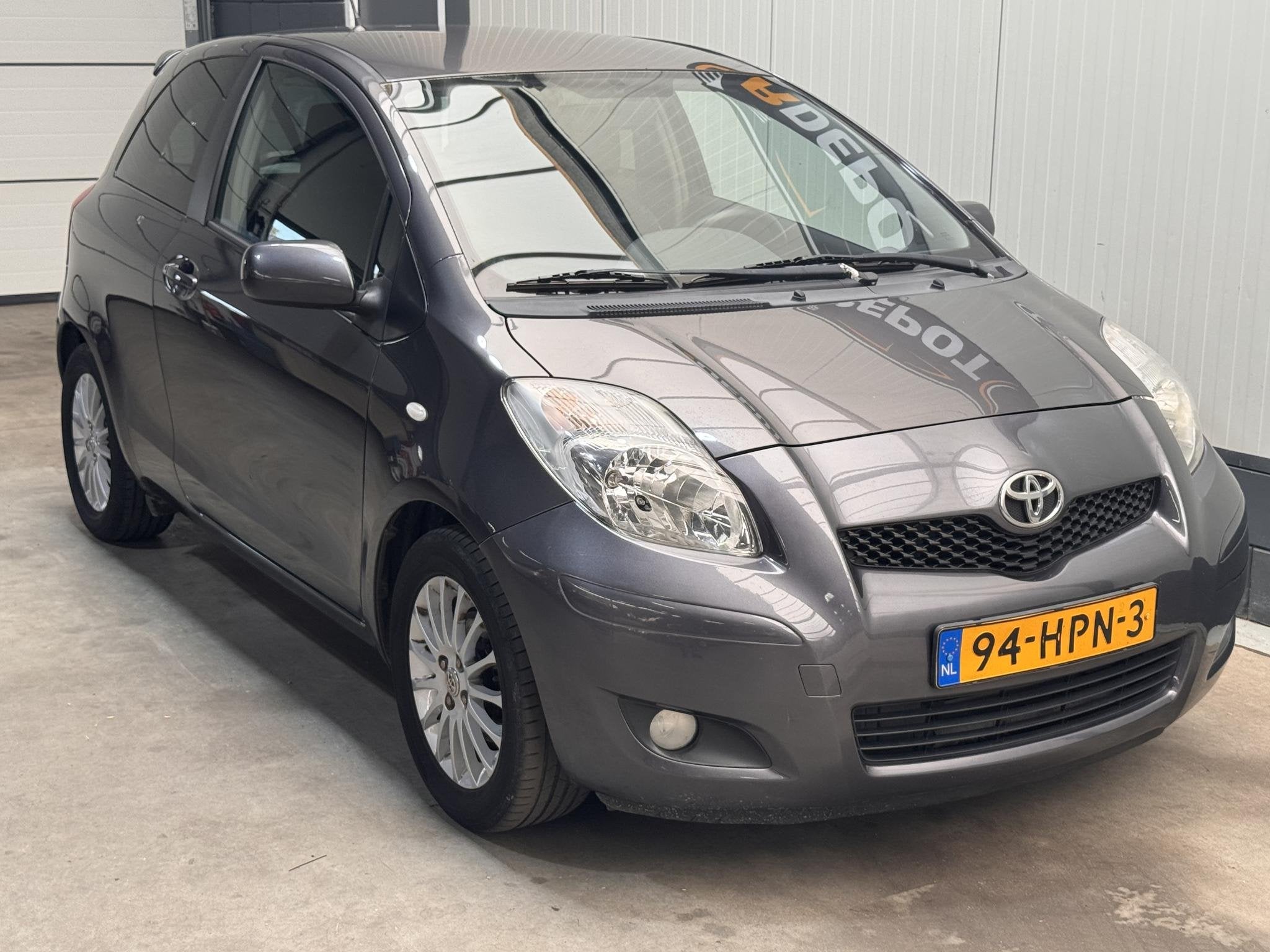 Toyota Yaris 1.3 VVTi Dynamic, Voorwielaandrijving, 1025 kg, 4 cilinders, Bedrijf