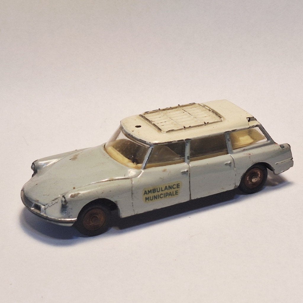 Citroen ID19 break ambulance Dinky Toys, Ophalen of Verzenden, Gebruikt, Auto, Dinky Toys