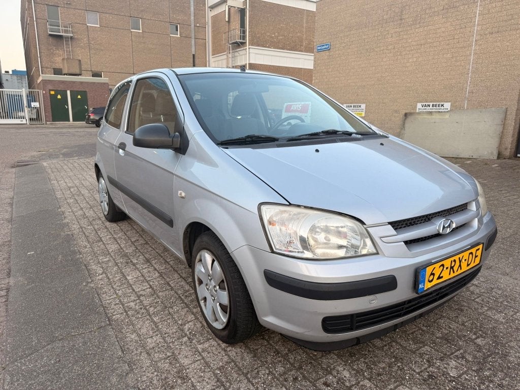 Hyundai Getz 1.1 Benzine 2005, Auto's, Voorwielaandrijving, 450 kg, 63 pk, 31 €/maand