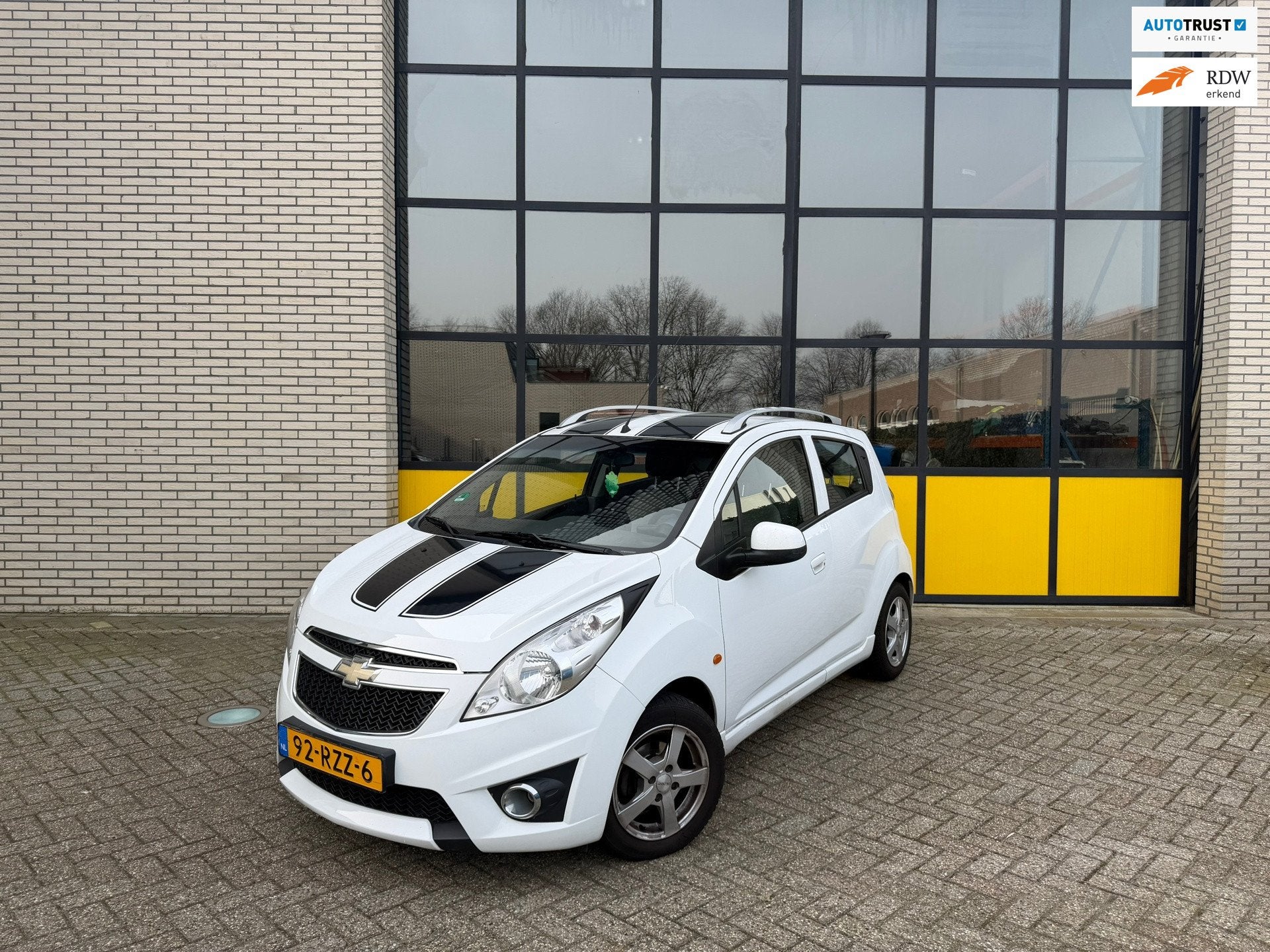 Chevrolet Spark LS+ Bi-Fuel, Fietsenrek, leer, zomer en wint, Auto's, Chevrolet, Euro 5, 4 cilinders, Bedrijf, 929 kg