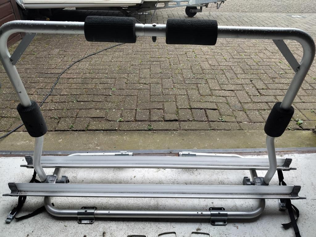 Dissel fietsen drager voor 2 fietsen  met bevestig- Gebruikt, Ophalen, Gebruikt