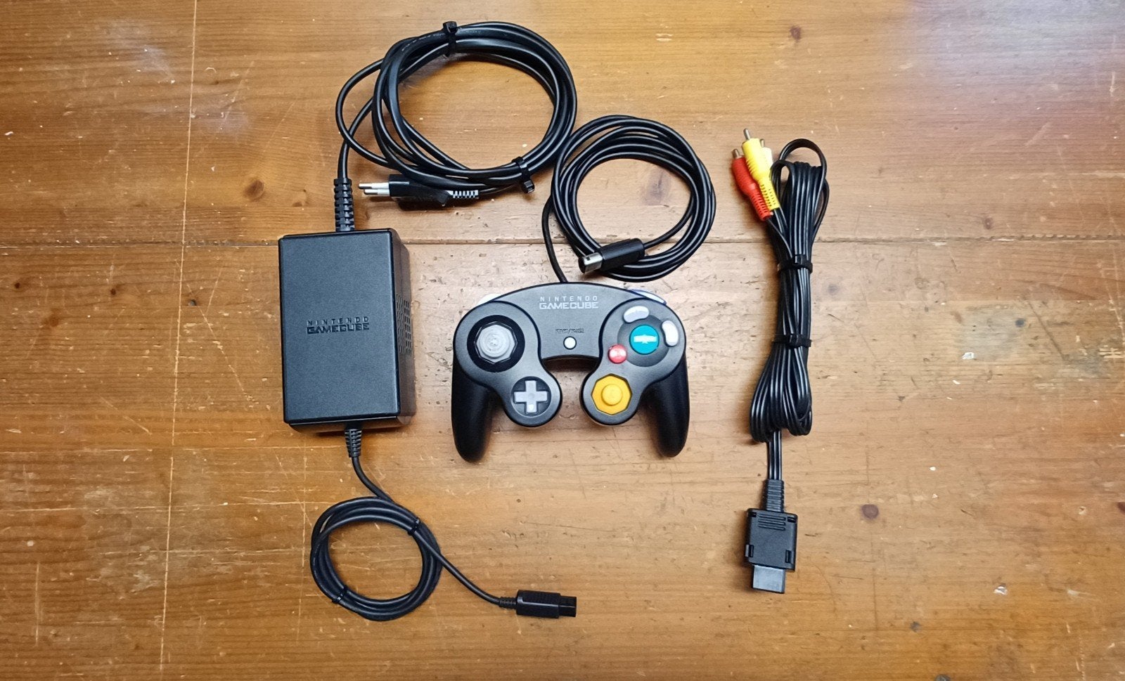 Nintendo GameCube controller + voeding., Ophalen of Verzenden, Gebruikt, Gamecube, Overige controllers
