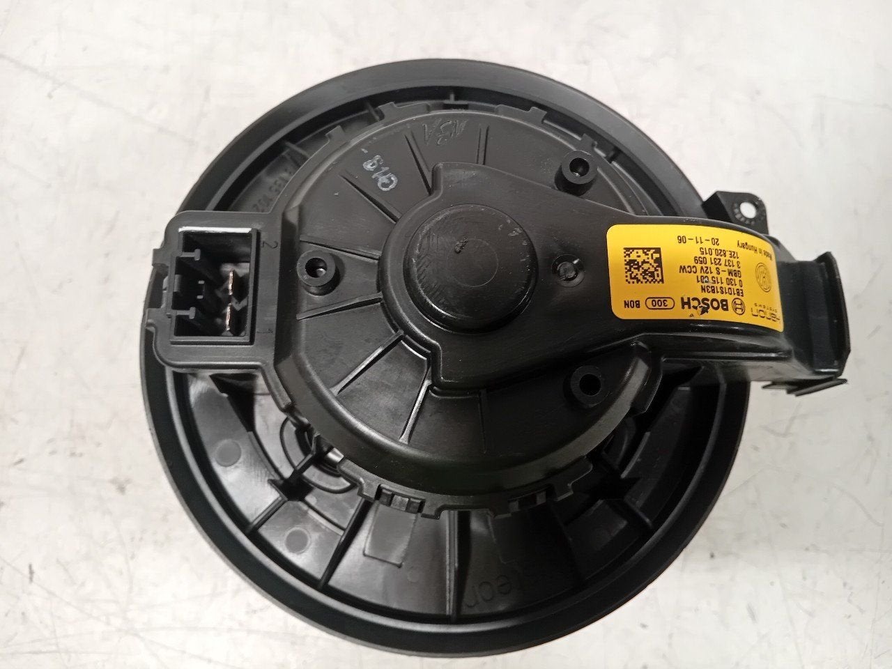 Kachel ventilator motor Seat Mii, Onderdelen@venauto.nl, Van der Ven Autorecycling B.V., Gebruikt, Ettenseweg 76, 4706 PB Roosendaal, The Netherlands