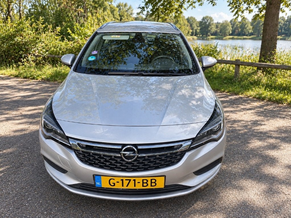 Opel Astra 1.0 Turbo 105pk Start/stop 2019 Grijs, Voorwielaandrijving, Stof, Start-stop-systeem, 620 kg