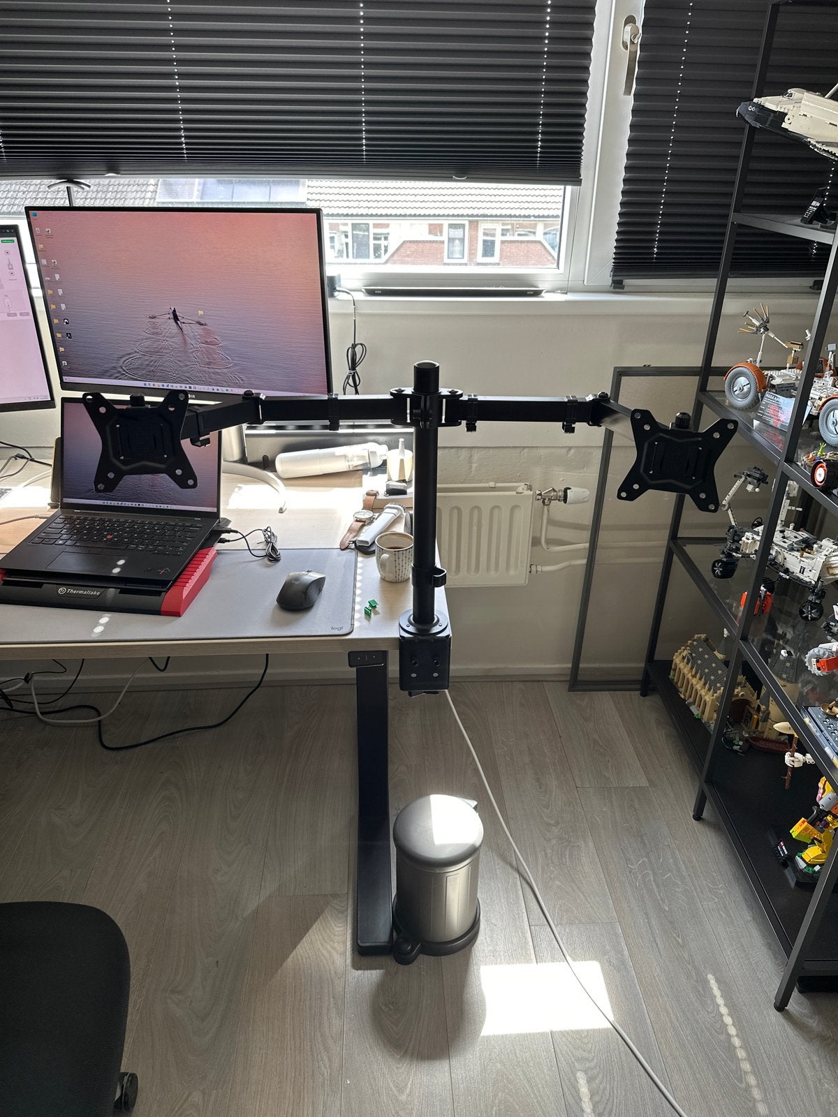 Dubbele monitorstandaard voor 13-27 inch schermen, Computers en Software, Monitoren, Ophalen, Zo goed als nieuw, 60 Hz of minder