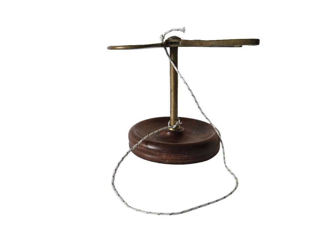Waskaarsstandaard, Ophalen