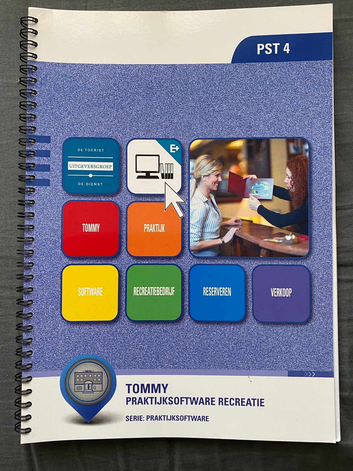 STUDIEBOEK PraktijksoftwareSchoolboek Han Swaans - PST 4, Boeken, Schoolboeken, Ophalen of Verzenden, Zo goed als nieuw, Overige niveaus
