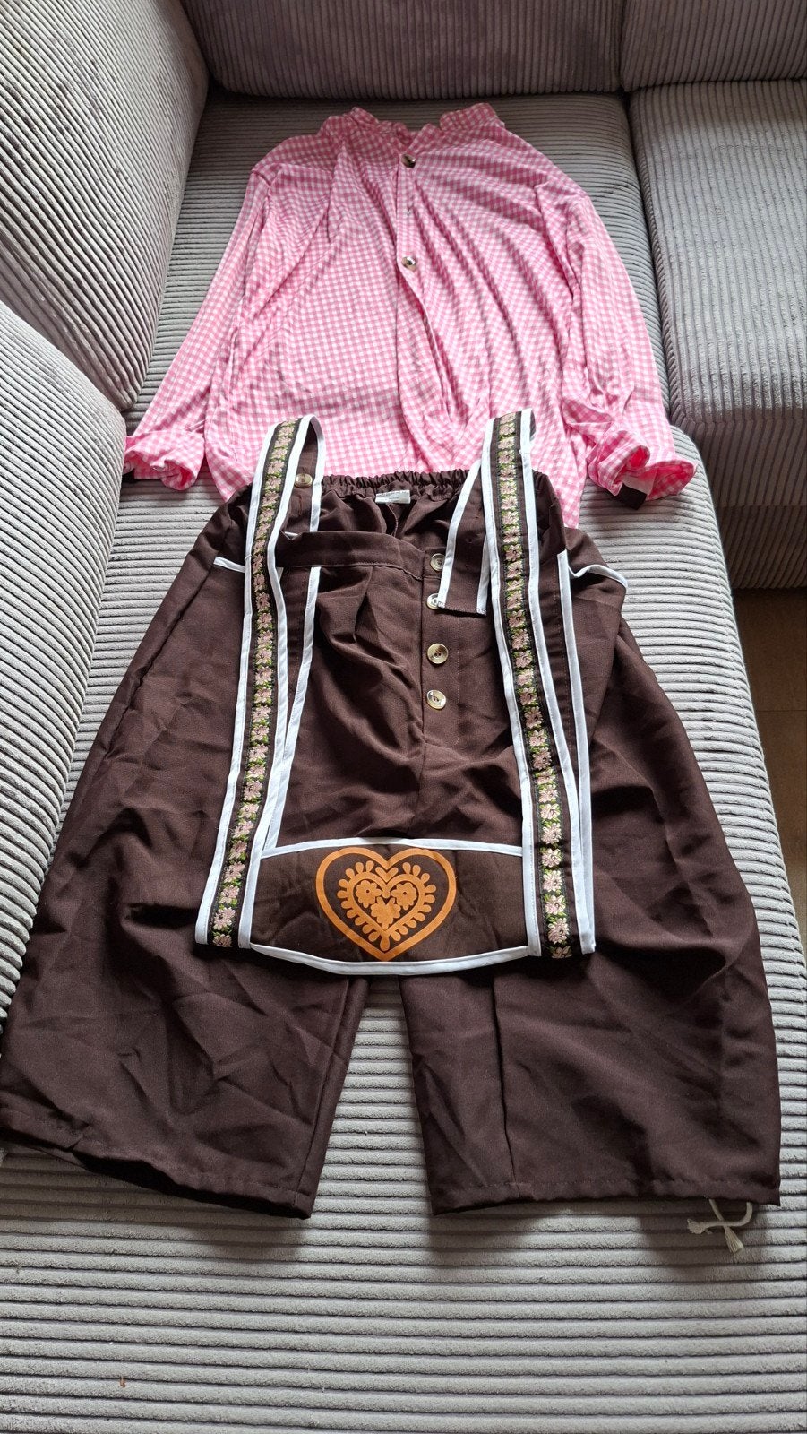 Complete Oktober Fest outfit hem & haar!, Ophalen of Verzenden, Zo goed als nieuw, Overige maten, Kleding