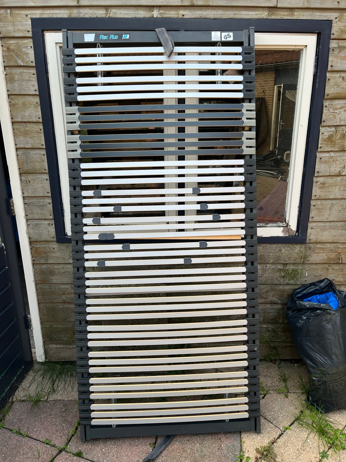 Gratis Flex + KF lattenbodem 90x200 cm beweegbaar hoofdeind, Ophalen, Gebruikt, 90 cm, Eenpersoons