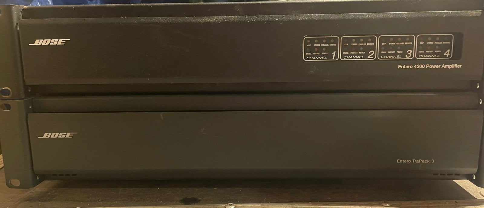 Bose Entero 4200 power Amplifier 1x Entero Trapack 3, Ophalen, Zo goed als nieuw, 120 watt of meer, Overige merken