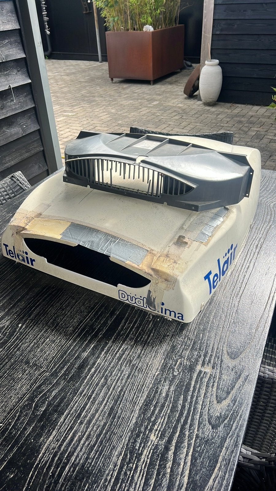 GEZOCHT!!! Bovenkap en rooster. Telair duoclima H8400, Caravans en Kamperen, Camper-accessoires, Ophalen, Gebruikt