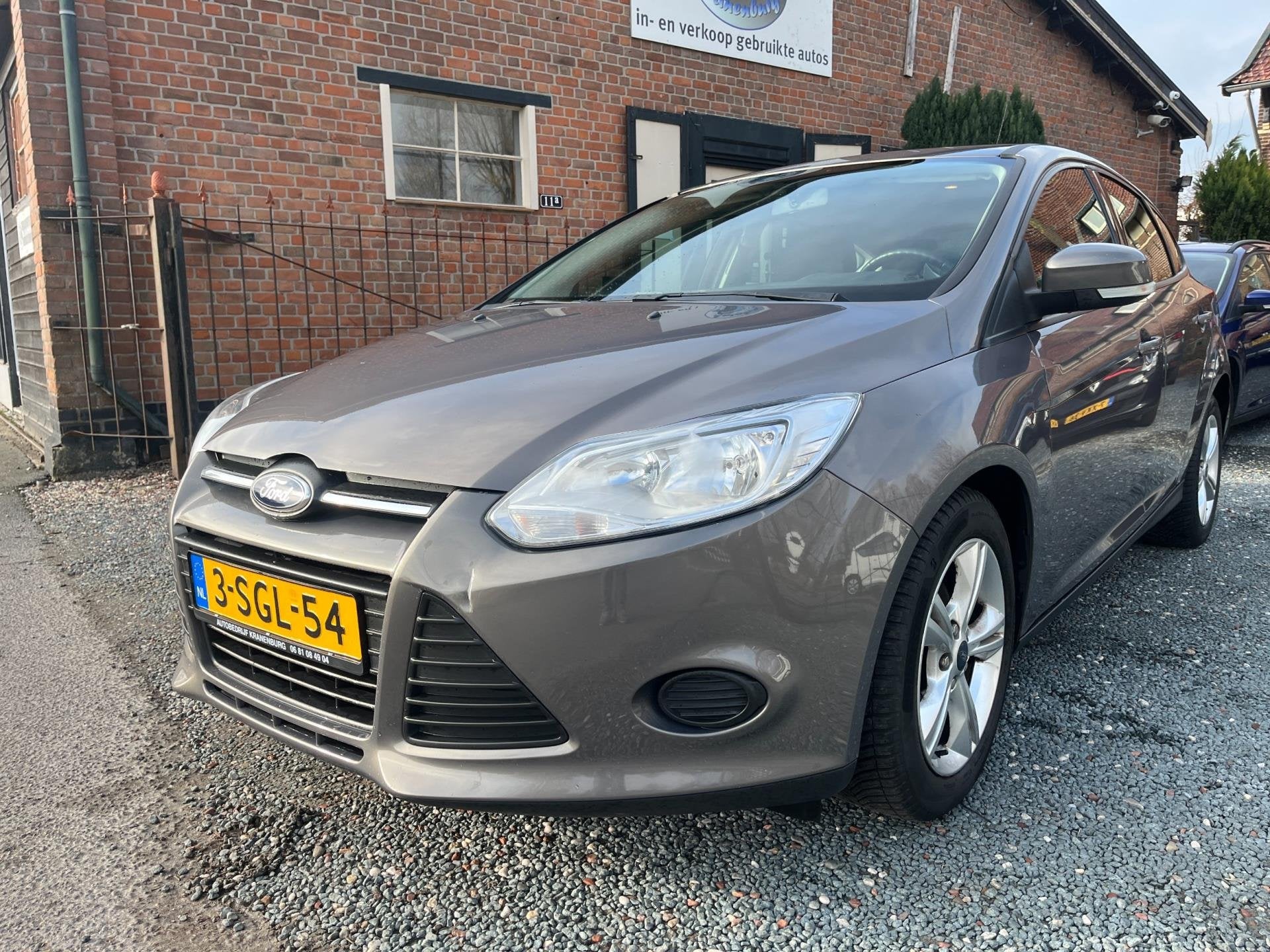 Ford Focus 1.0 EcoBoost Trend ( Airco + Elektrische ramen +, Euro 5, Gebruikt, Zwart, Bruin