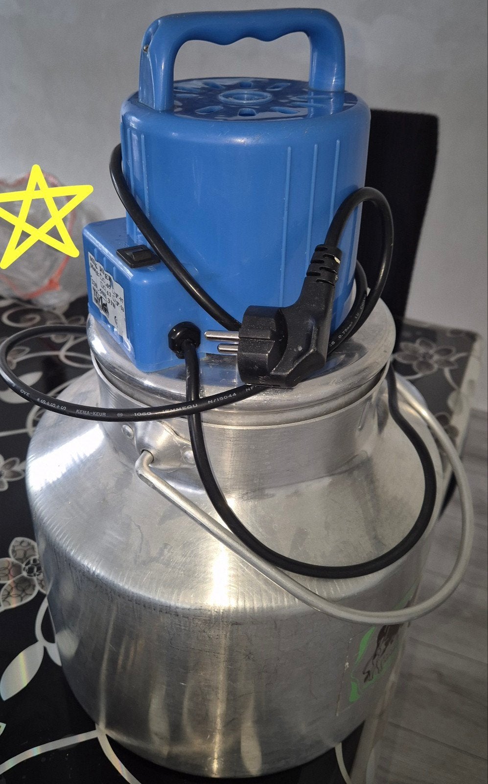 Mixer poot geschikt voor karnemelk en boter maken zelf., 4 liter of meer, Ophalen, 3 snelheden of meer