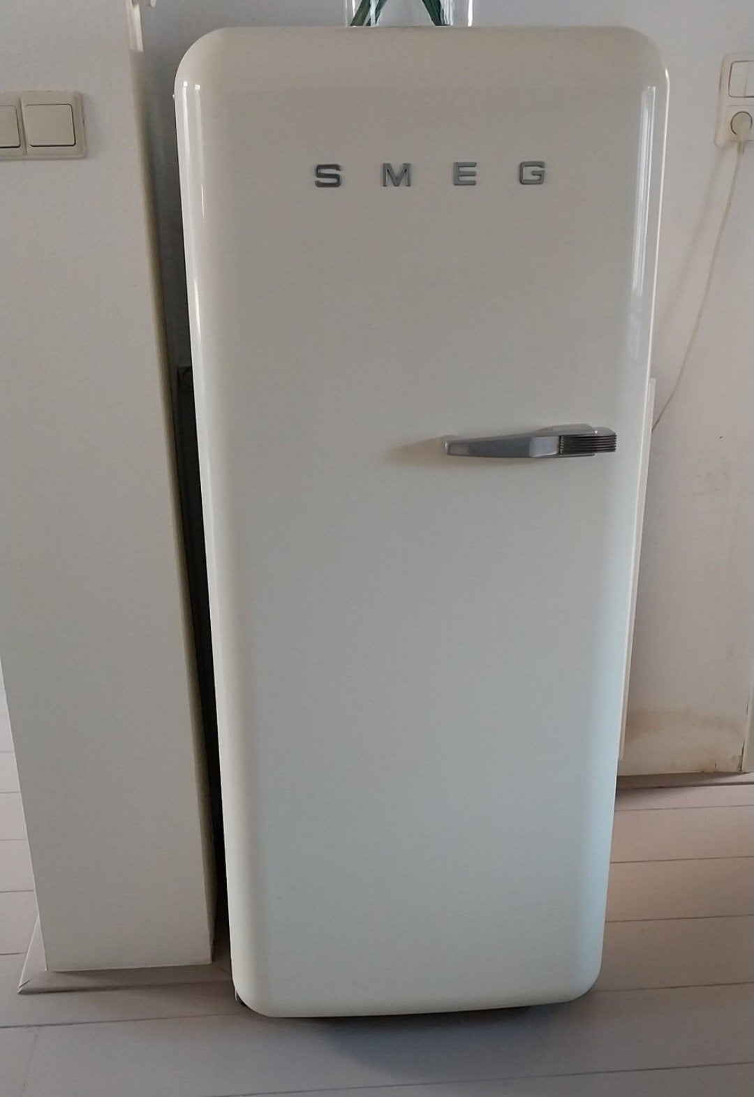 Smeg S28STRP3 Koelkast met vriesvak - Crème, Gebruikt, 200 liter of meer, 60 cm of meer, Ophalen of Verzenden