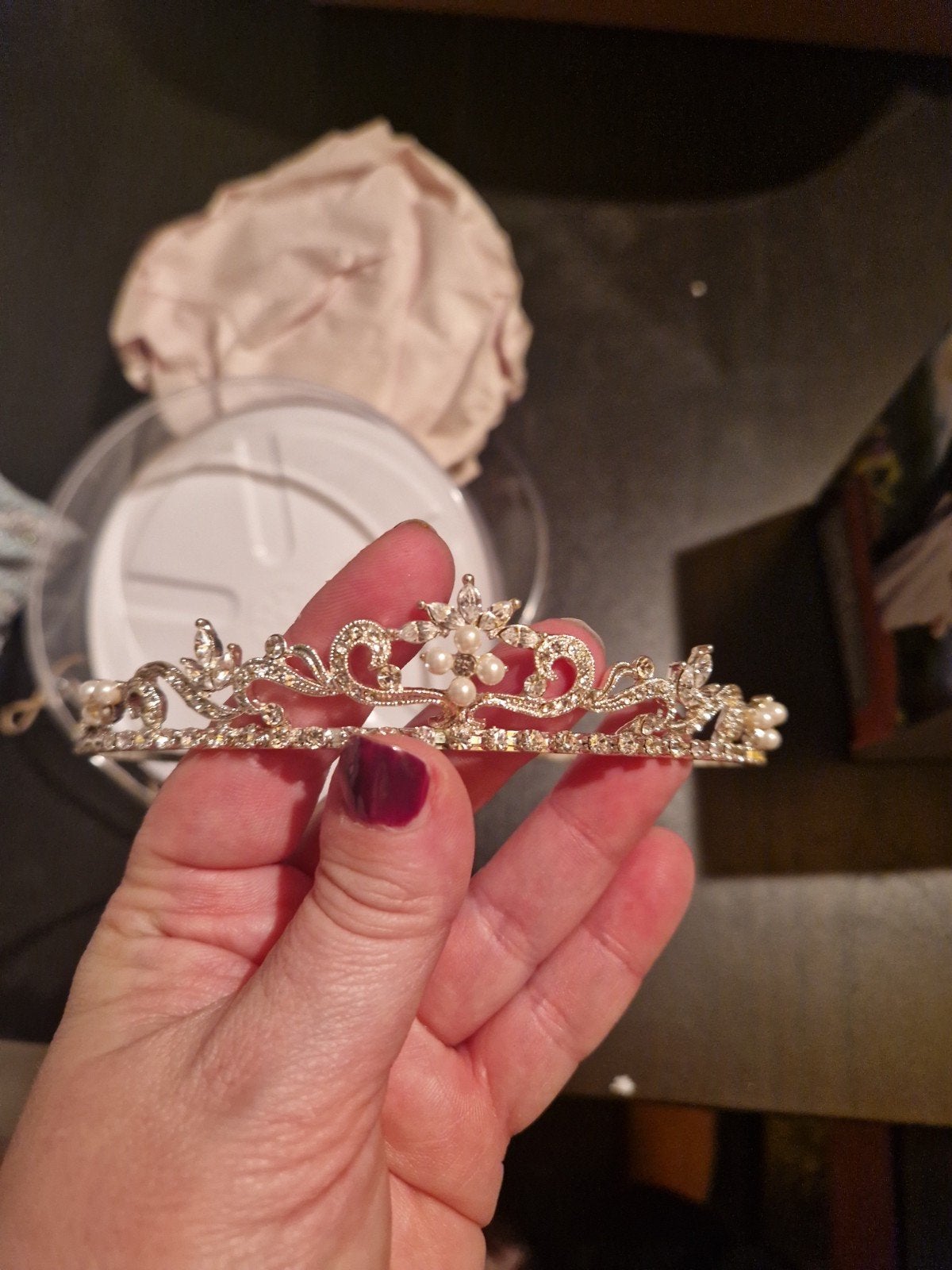 Tiara White Pearl crest silver, Sieraden, Tassen en Uiterlijk, Overige Accessoires, Ophalen of Verzenden, Zo goed als nieuw