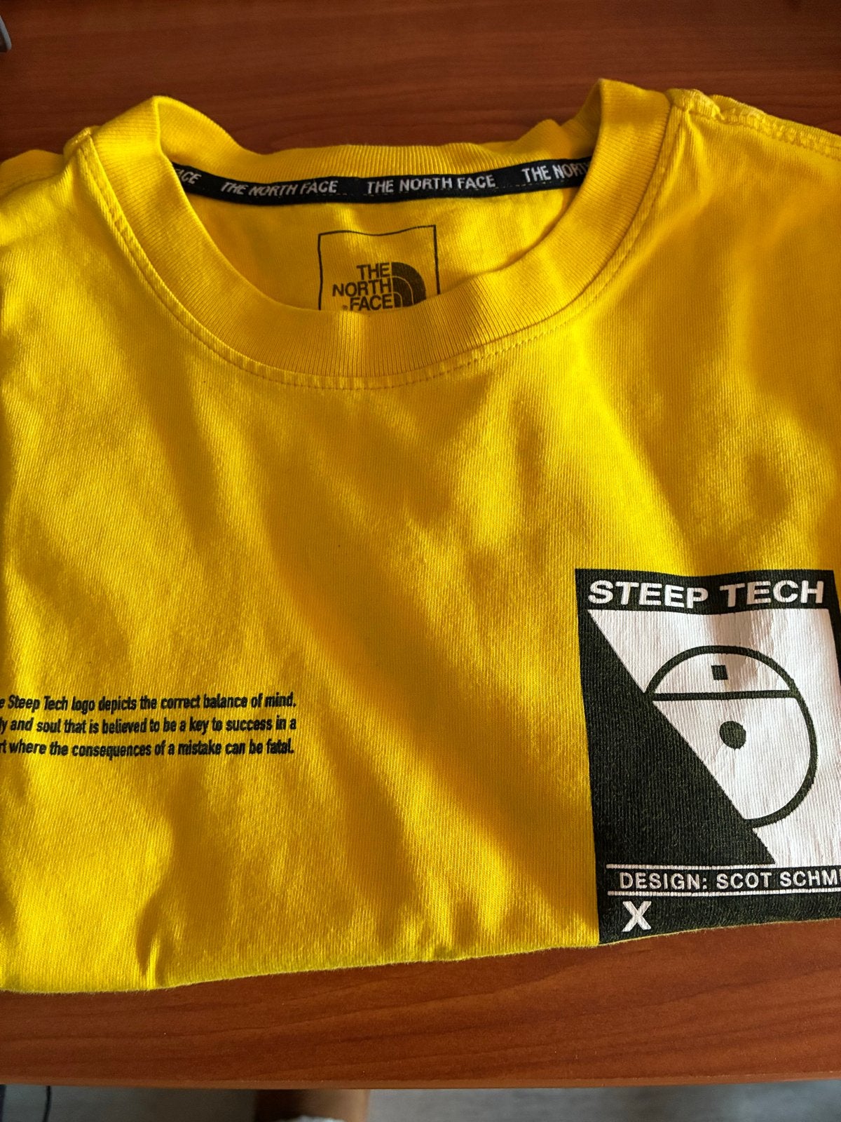 The North Face Steep Tech T-shirt Geel Maat M, Ophalen of Verzenden, Zo goed als nieuw, Maat 48/50 (M), Geel