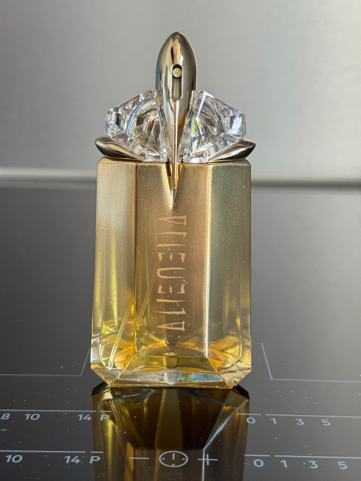Alien goddess 60ml eau de parfum, Ophalen of Verzenden, Nieuw